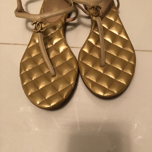 Chanel gold sandals - Picture 5 of 7